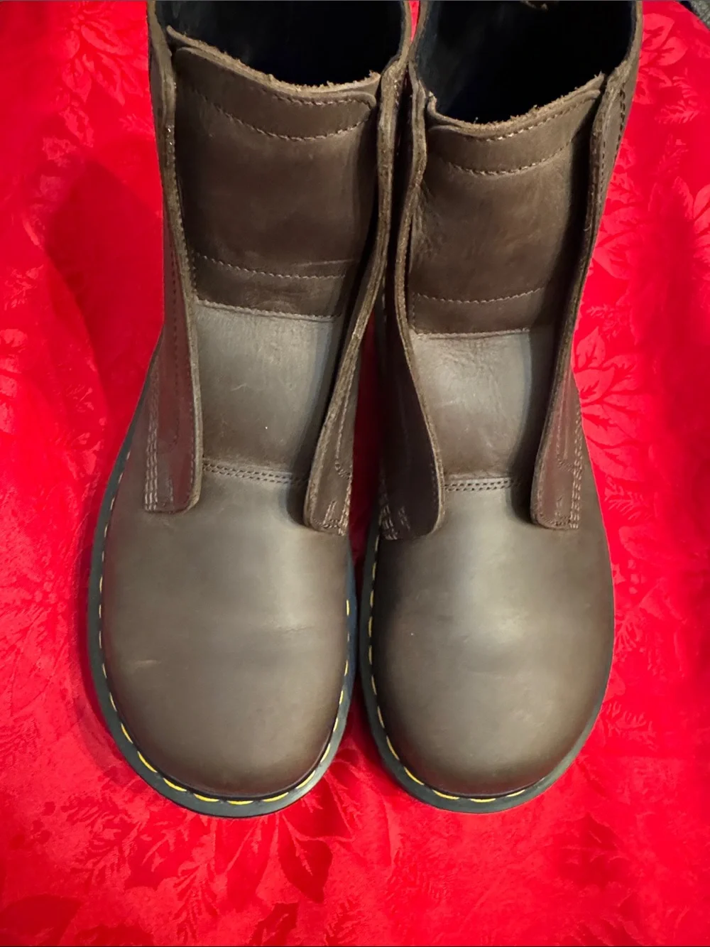 Dr. Martens ZEBZAG LACELESS Slip On Nubuck Boots
